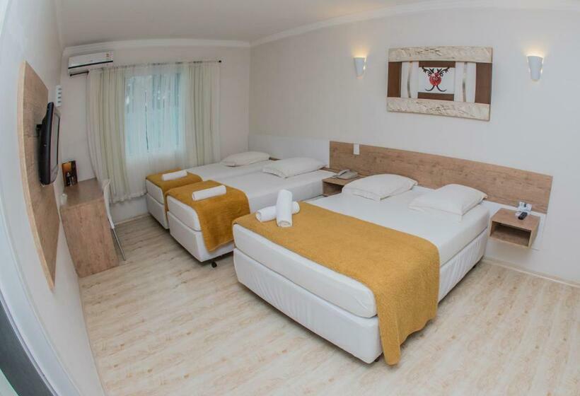 Четырехместный Номер Стандарт, Lagoa Parque