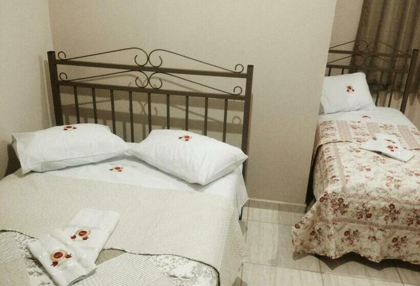 シングルデラックスルーム, M & S