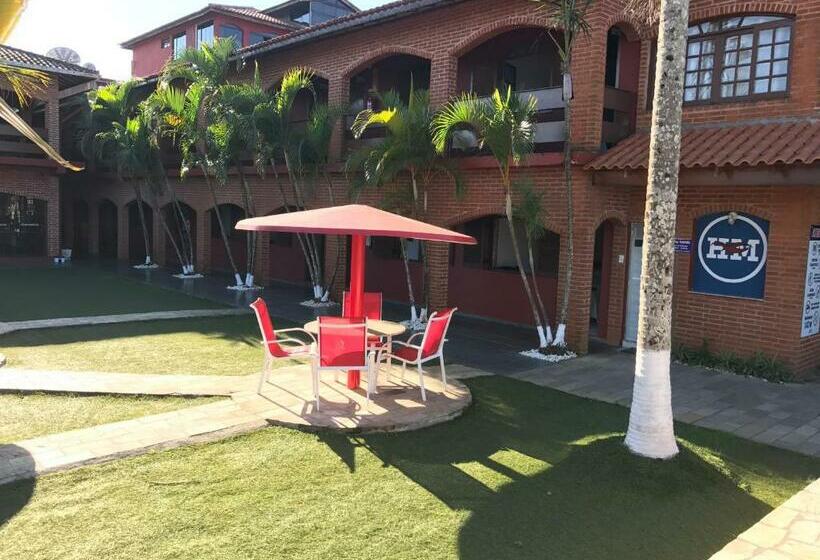 جناح مطلّ علي الحديقة, Marazul