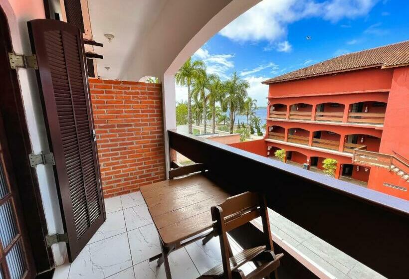 جناح سوبيريور, Marazul