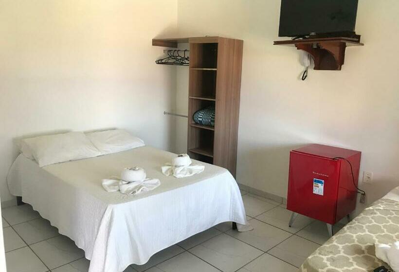 جناح مطلّ علي الحديقة, Marazul