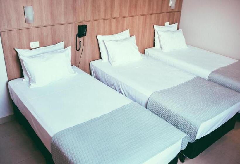 חדר דלוקס לשלושה, Occitano Apart