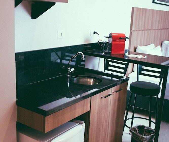 חדר סטנדרט לשלושה, Occitano Apart