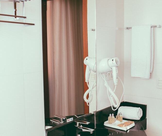 חדר סטנדרט לשלושה, Occitano Apart