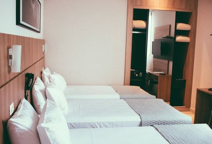 חדר סטנדרט לשלושה, Occitano Apart