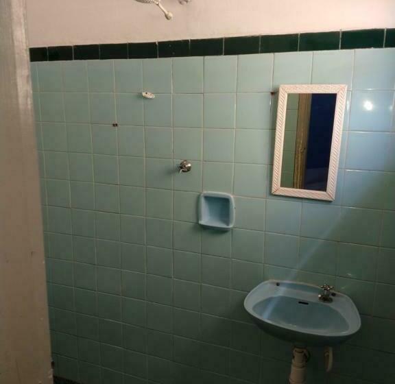 Perhehuone, Paulista