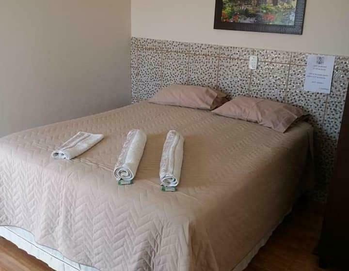 Pokój Standard, Raízes