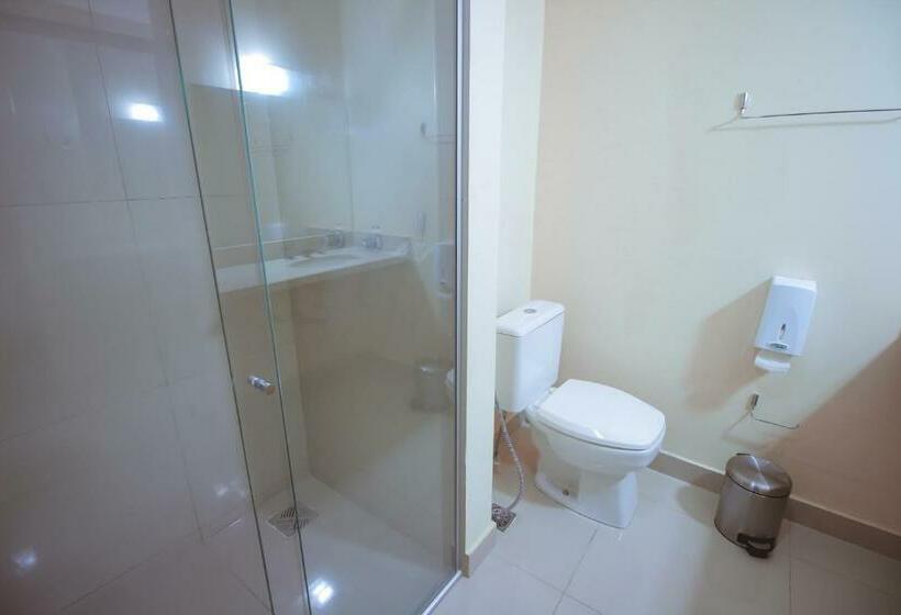 Трехместный Номер Deluxe, Rota Hotéis Mineiros