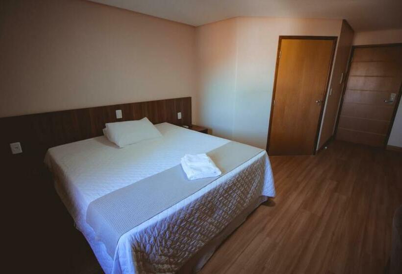 Трехместный Номер Deluxe, Rota Hotéis Mineiros