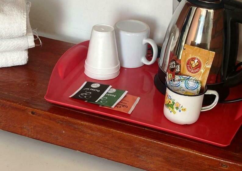 غرفة قياسية ثلاثية, Senador Distributed By Ameris