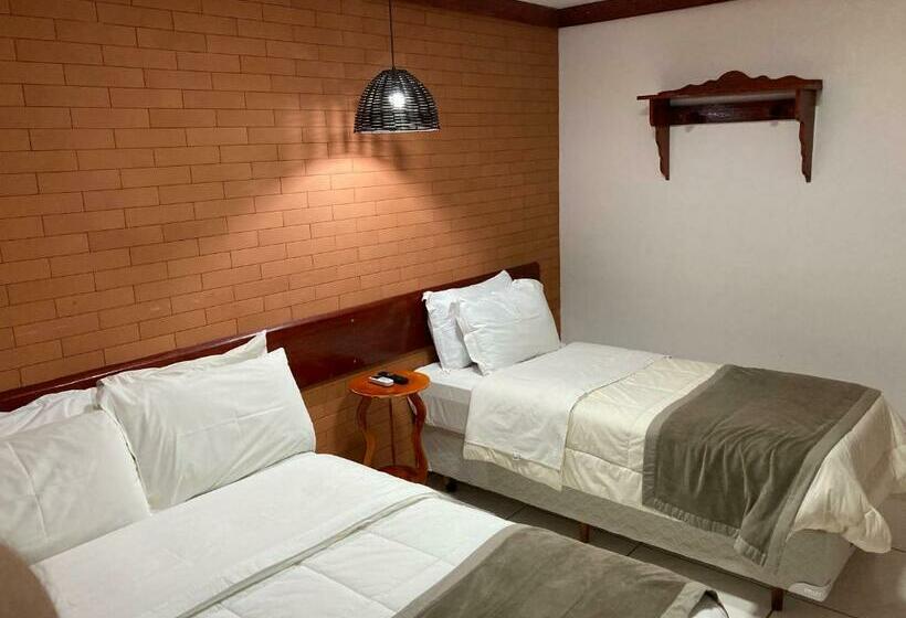 غرفة قياسية ثلاثية, Senador Distributed By Ameris