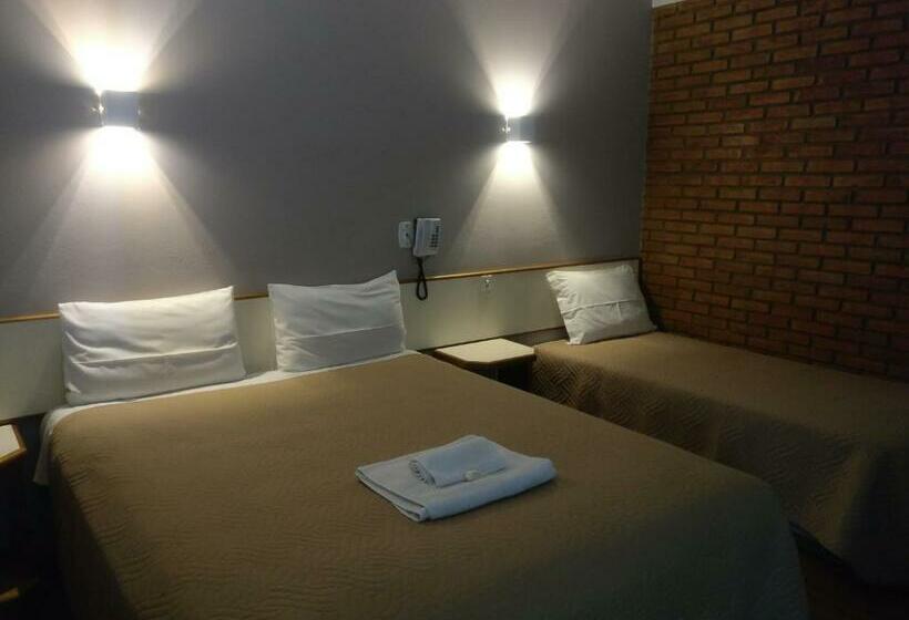 수피리어 트리플 룸, Sítio Hotel E Eventos