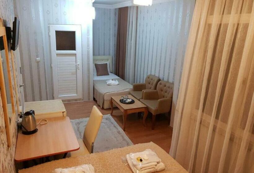 اتاق استاندارد سه نفره, Sulduz