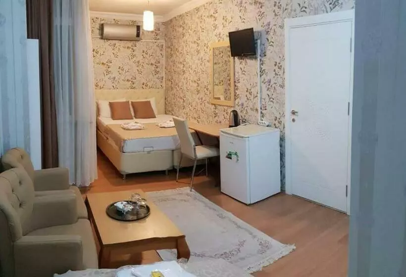 اتاق استاندارد سه نفره, Sulduz