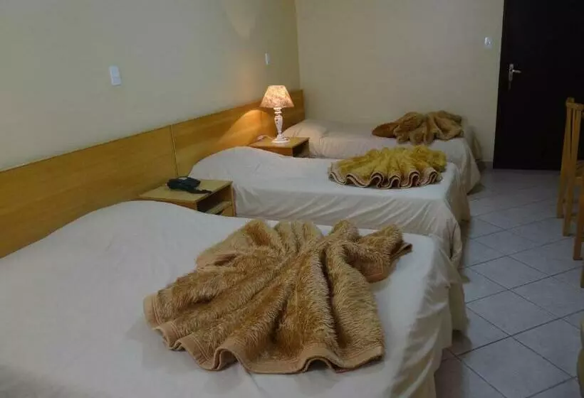 スタンダード４人部屋, Villa De Minas