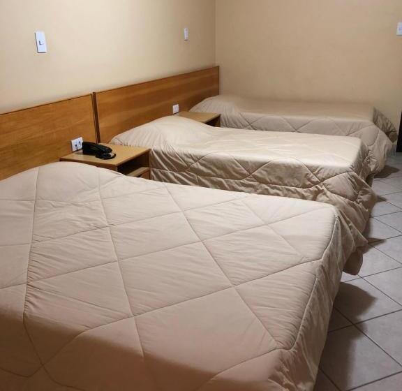 四人标准间, Villa De Minas