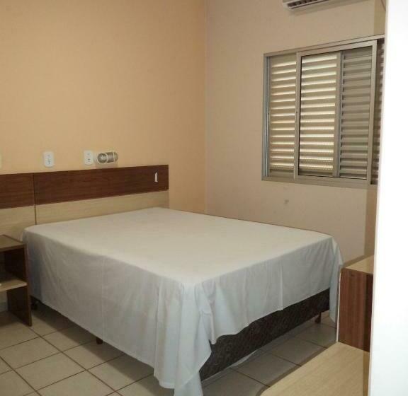 غرفة قياسية, Villa Verde