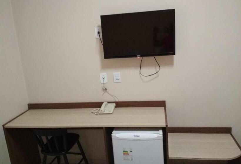 شقة غرفة واحدة, Villa Verde