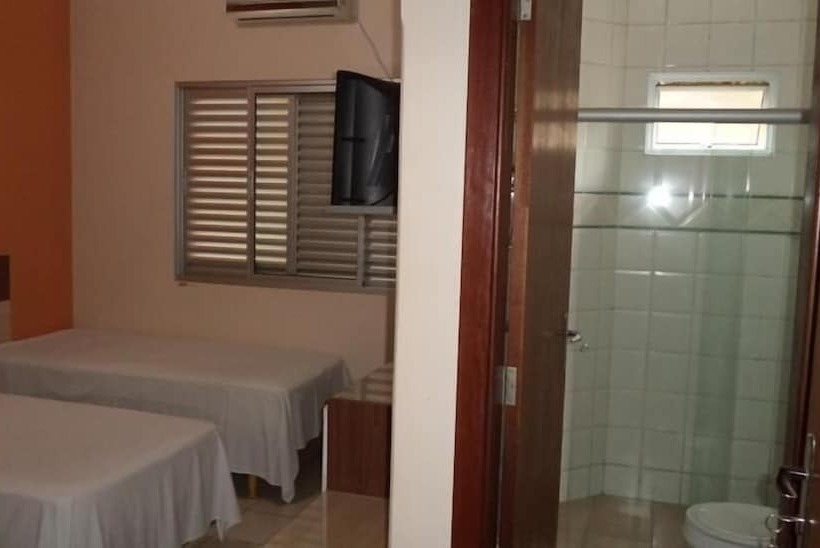 غرفة قياسية, Villa Verde