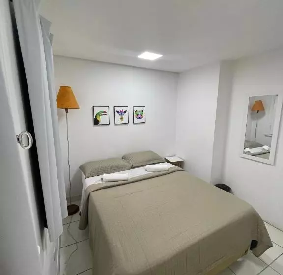 اتاق استاندارد با سرویس بهداشتی مشترک, Social Hostel Café E Bar