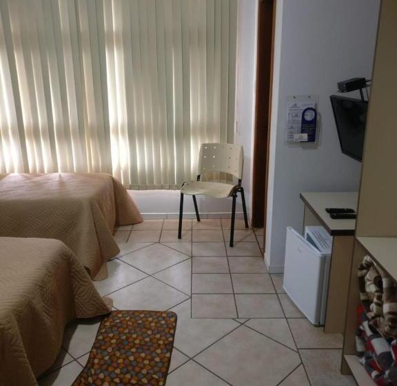 이코노미 트리플 룸, Sítio Hotel E Eventos