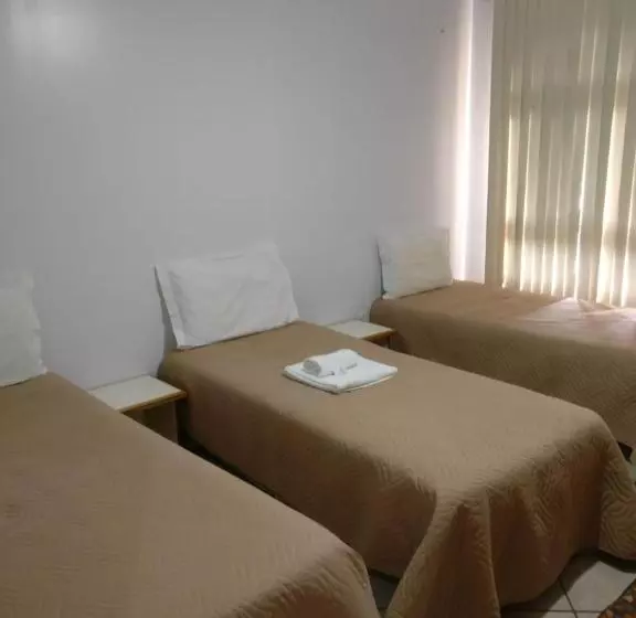 エコノミートリプルルーム, Sítio Hotel E Eventos