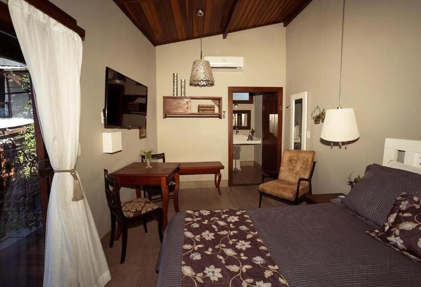 سوییت سوپریور, Boutique Hotel Marlin S