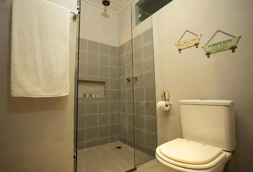 سوییت سوپریور, Boutique Hotel Marlin S