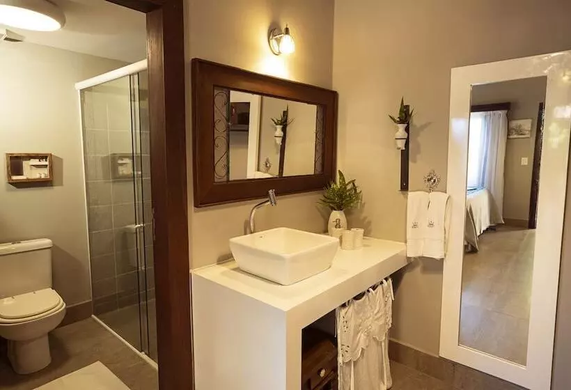 Suite Queen Bed, Boutique Hotel Marlin S