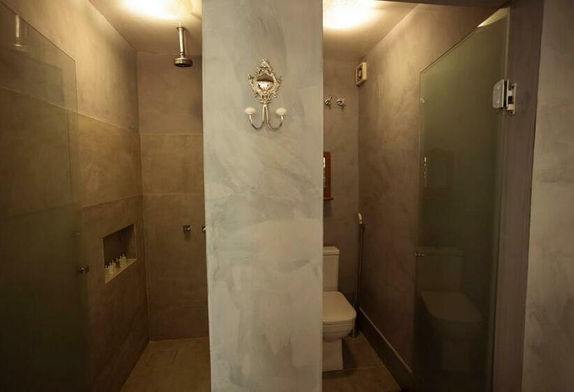 سوئیت راحتی, Boutique Hotel Marlin S