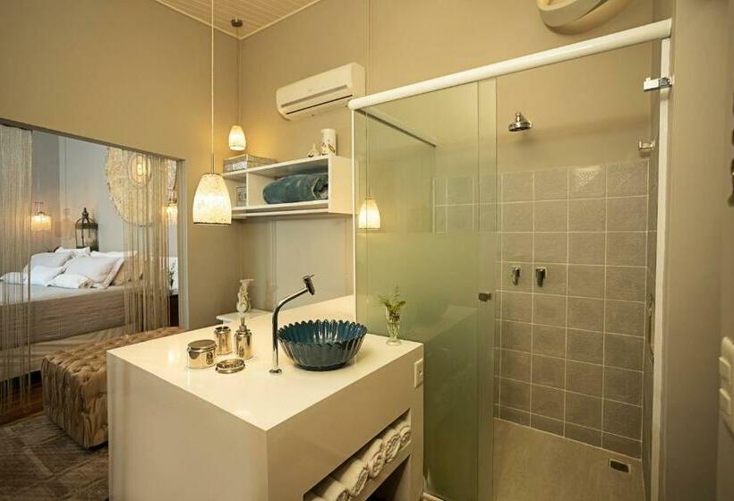 جناح, Boutique Hotel Marlin S