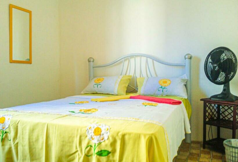 Quarto Quádruplo Estandar, Hostel Da Providência