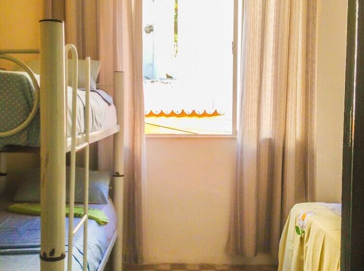 חדר סטנדרט לארבעה, Hostel Da Providência