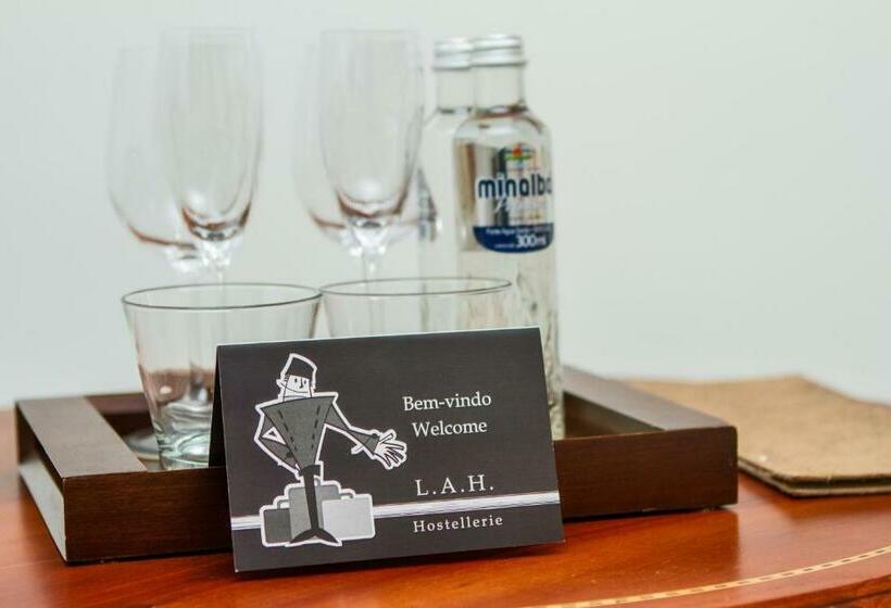 اتاق استاندارد با وان آب گرم, L.a.h. Hostellerie