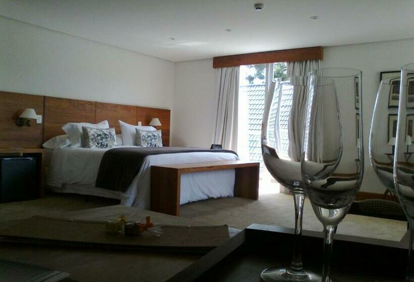 اتاق استاندارد با وان آب گرم, L.a.h. Hostellerie