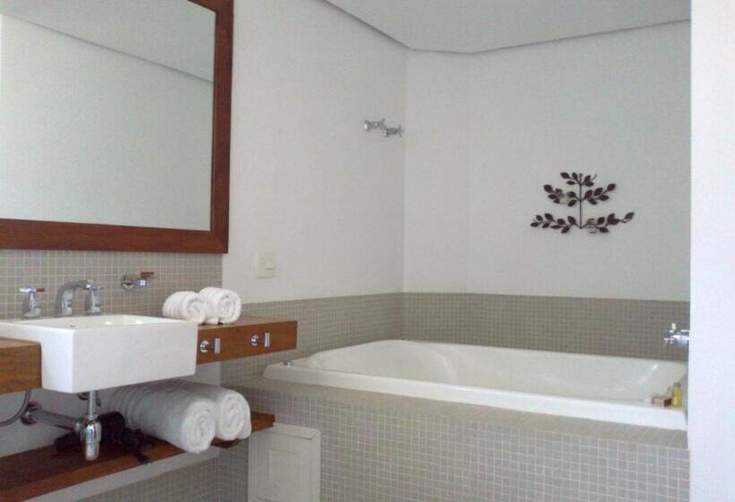 수피리어 룸, L.a.h. Hostellerie