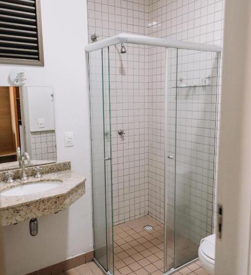 スタンダードトリプルルーム, Itatiba Orion