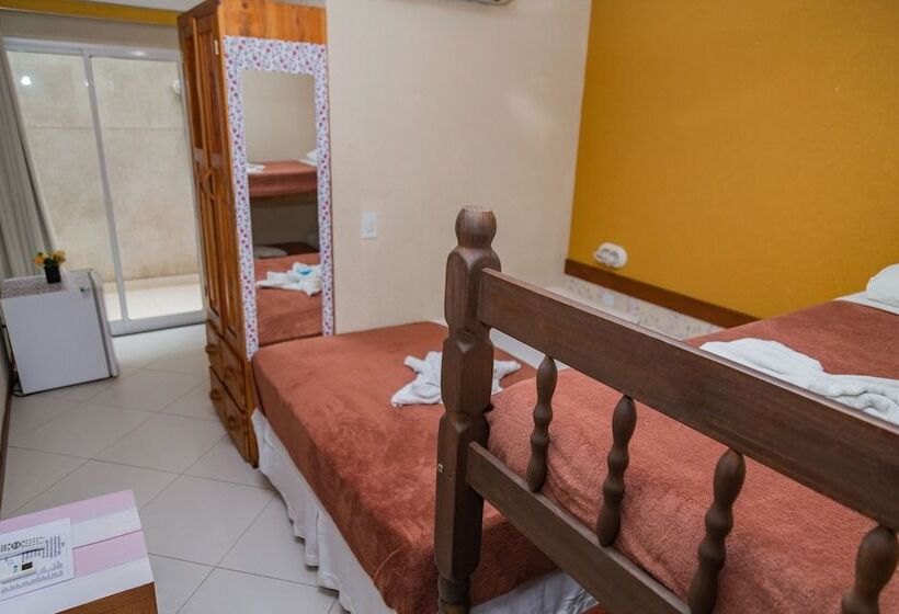 חדר סטנדרט לארבעה, Pousada Brisa Do Forte