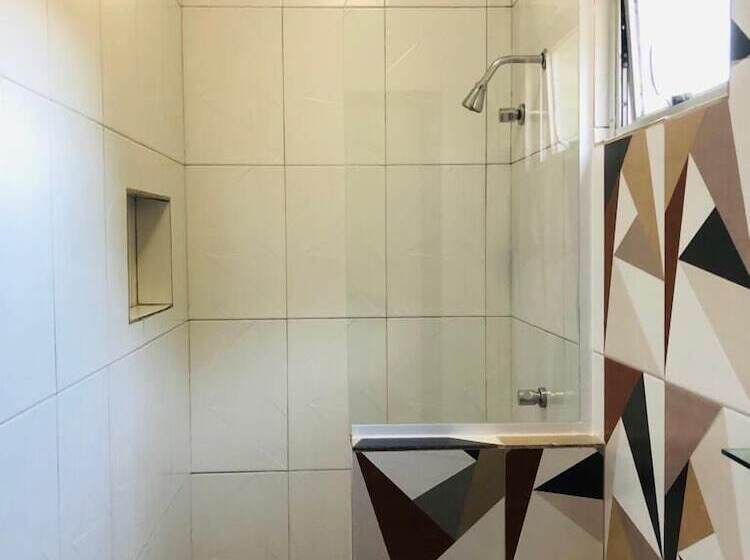 غرفة قياسية, Pousada Pepone