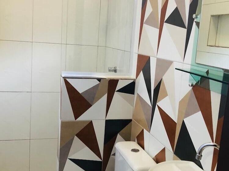 Quarto Estandar, Pousada Pepone