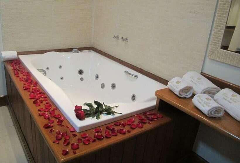 Quarto Deluxe, Pousada Princesa Isabel   Visconde