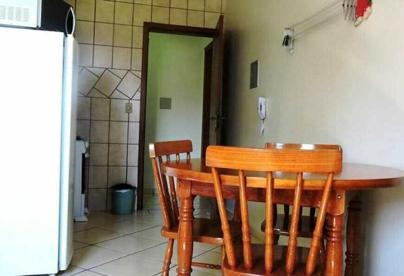 스탠다드 트리플 룸, Residencial Baleia Franca