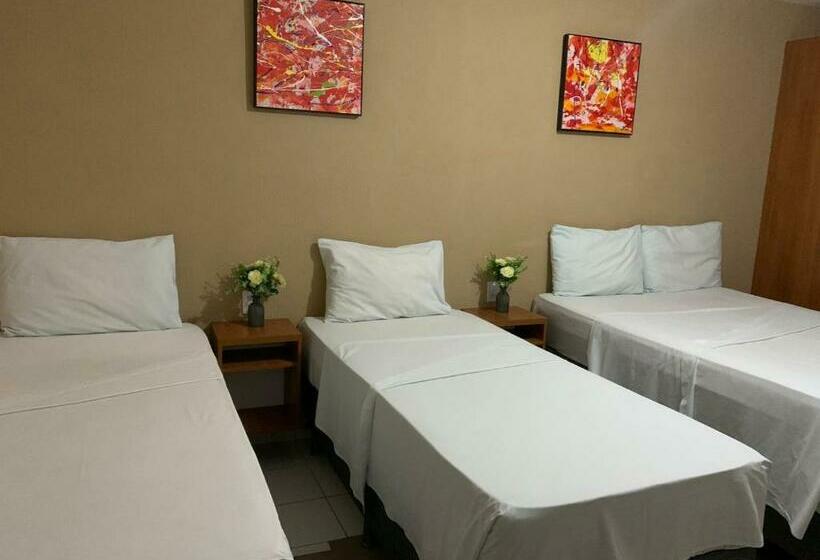 Chambre Quadruple Standard, Sambaquis