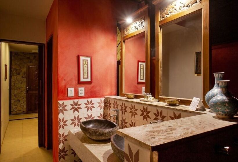 プレミアム バンガロー, Zorah Beach