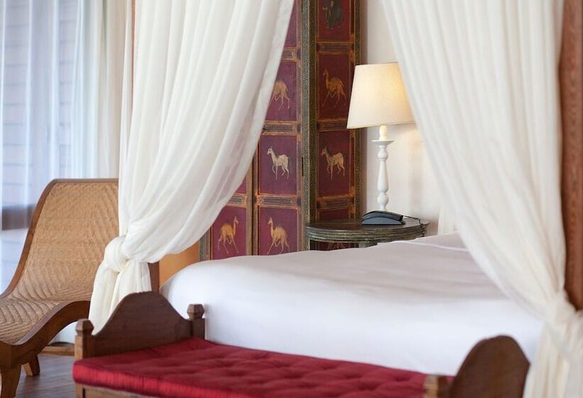 プレミアム バンガロー, Zorah Beach