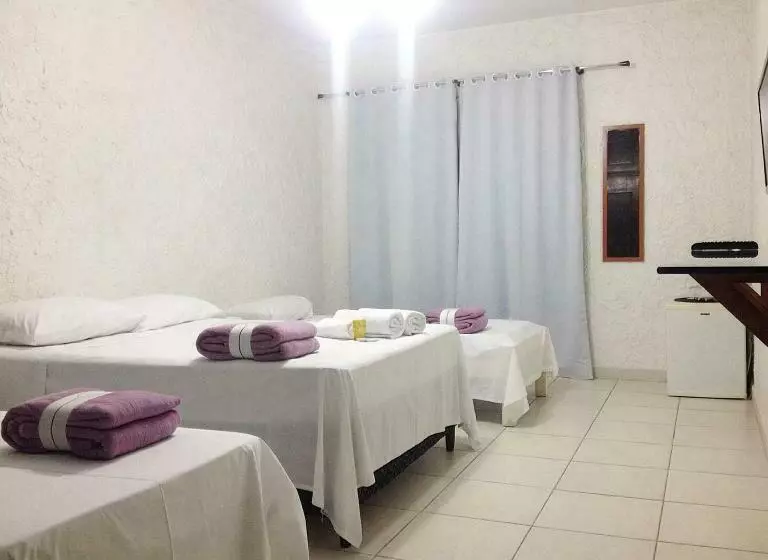 Standard Neljän Hengen Huone Jaettu Kylpyhuone, Black Hotel Bauru