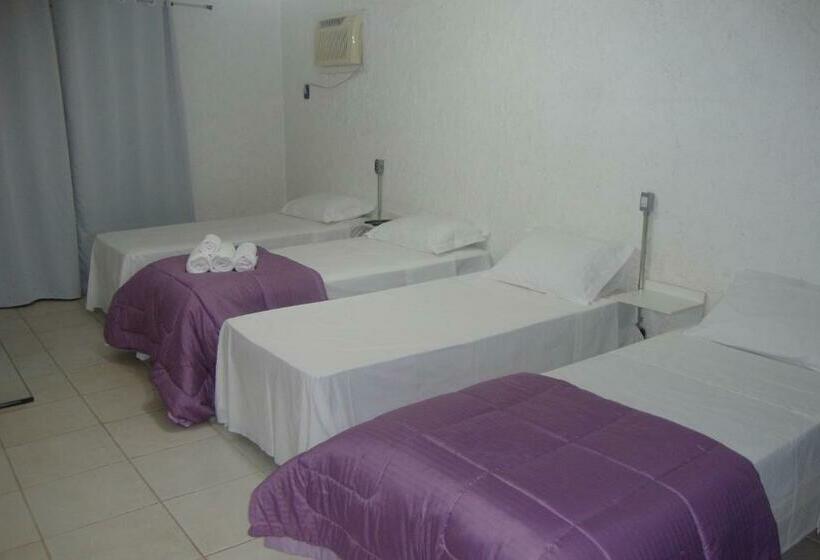 Номер Стандарт Четырехместный Совместный Санузел, Black Hotel Bauru