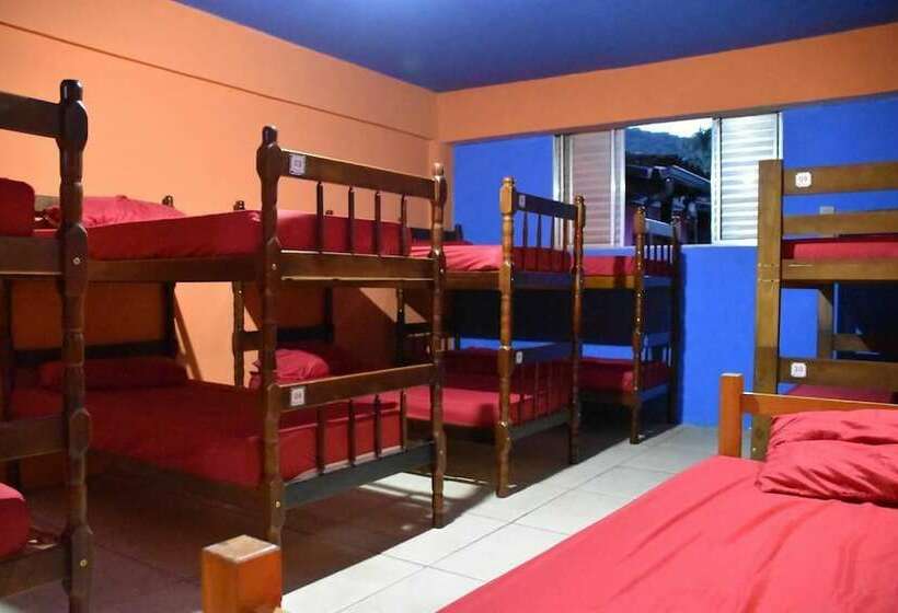 ルームシェアのワンベッド, Flor Da Ilha Hostel