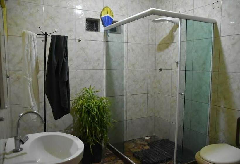 ルームシェアのワンベッド, Flor Da Ilha Hostel