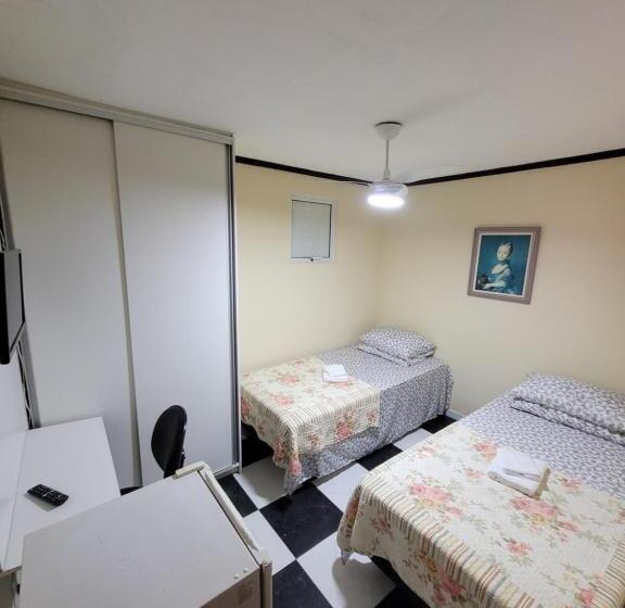 سوییت اجرایی, Kzazendf Camaecafé Asasul